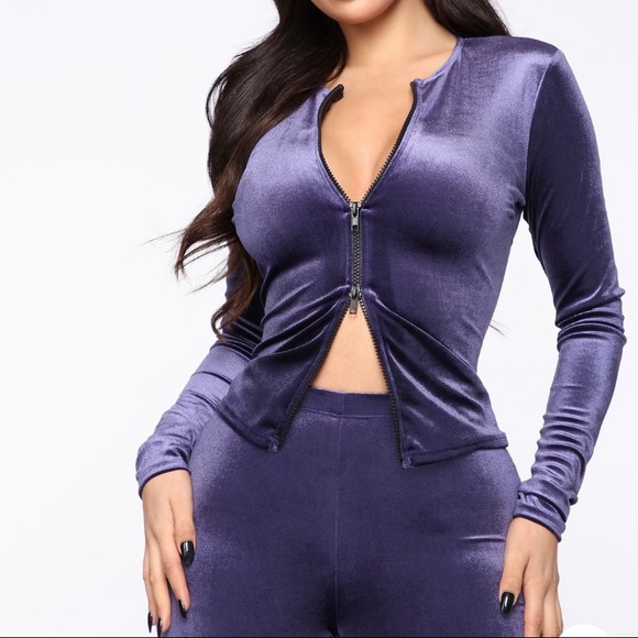 🔴SOLD FashionNova Velvet pants matching set. - Picture 3 of 8